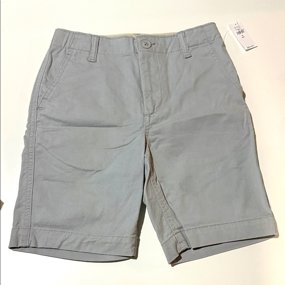 NWT Boys GapKids Grey Shorts, 12 Slim, Adjustable Waist - Picture 1 of 2
